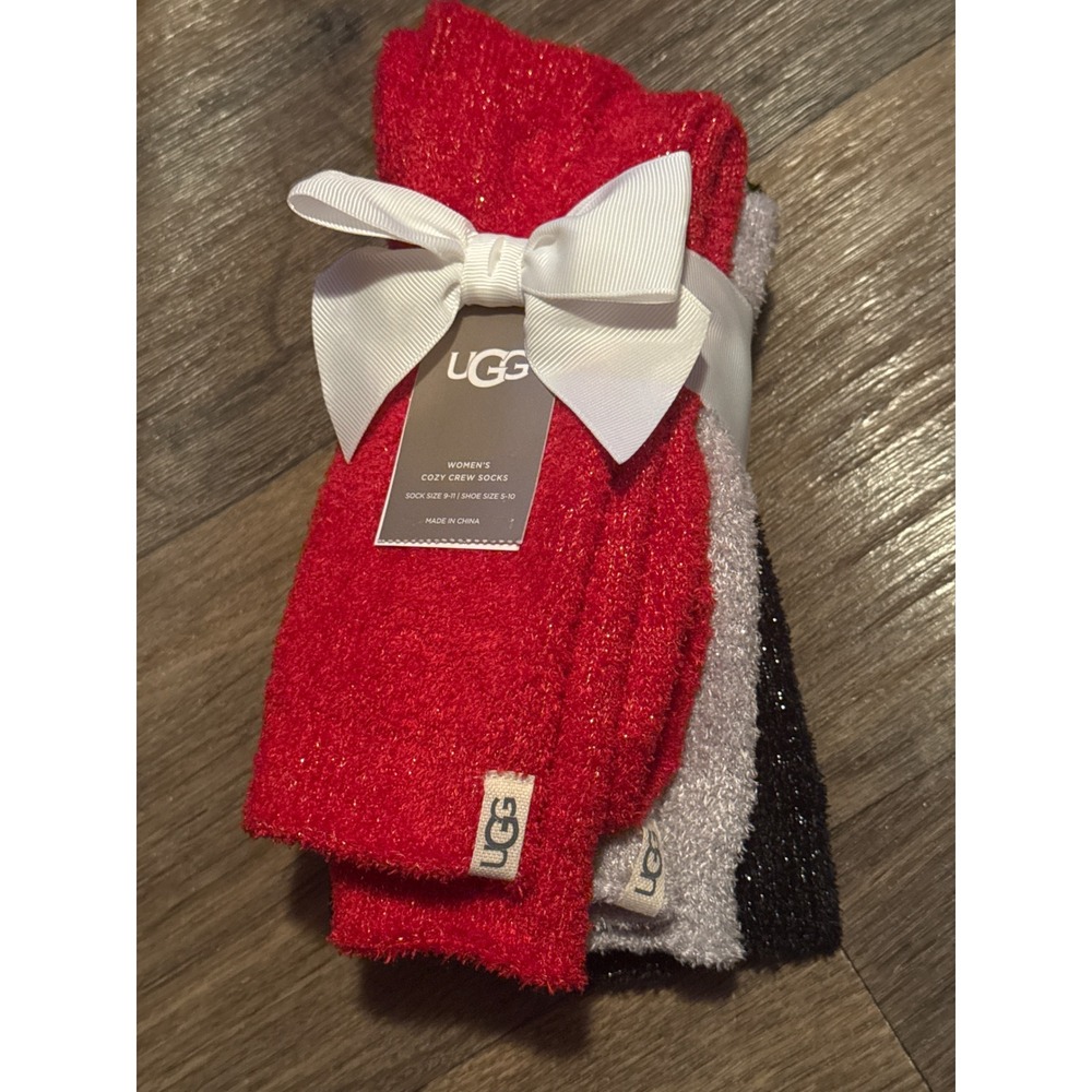 UGG Cozy Crew Socks Metallic Sparkle 3 Pk Gift Tag Bow Soft Red Black Gray NWT